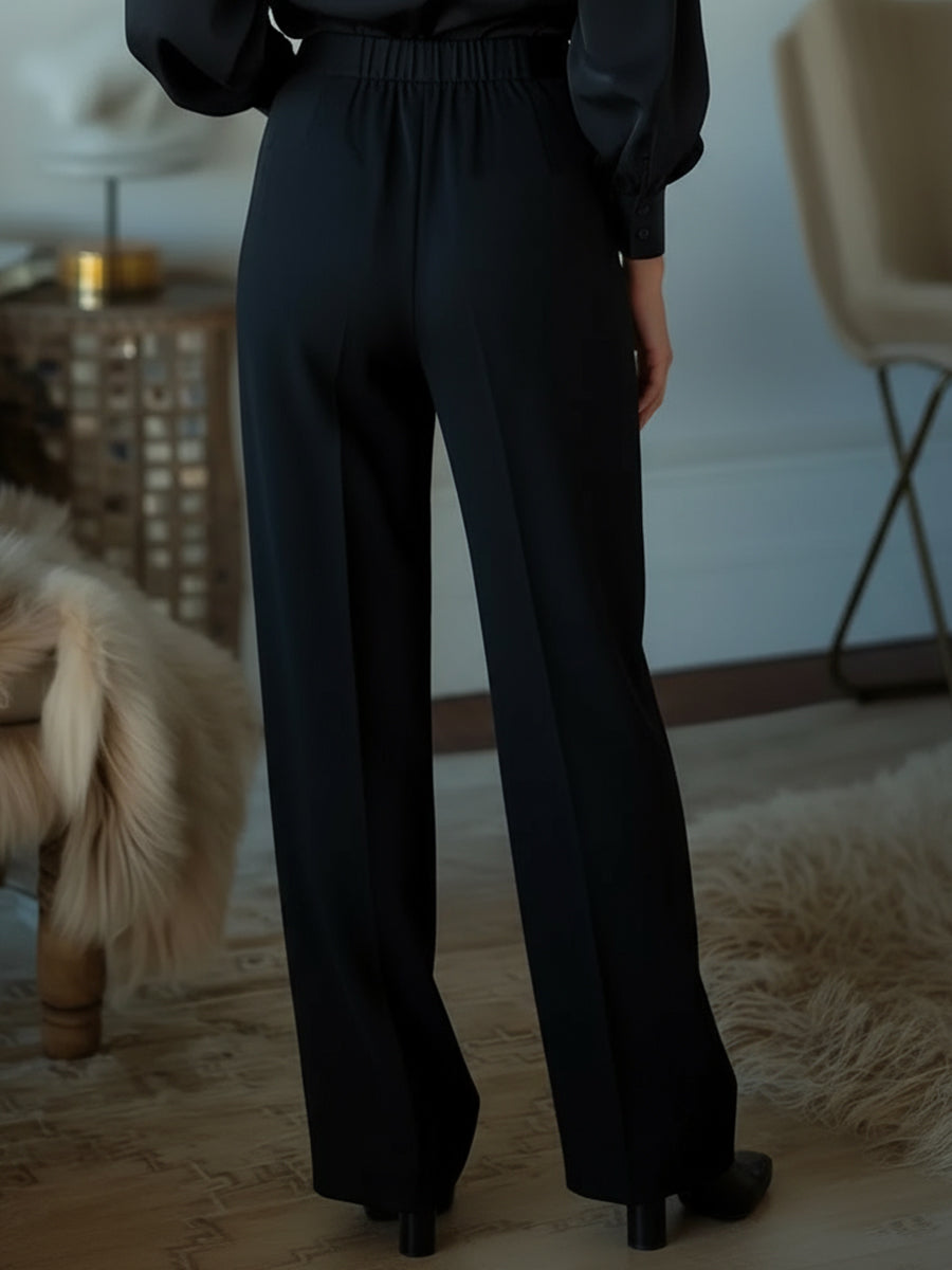 Classic High-Waisted Black Trousers with a Tailored Fit