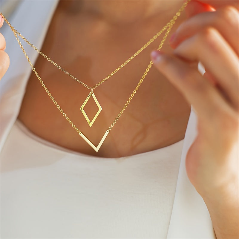 Fiora | Minimalist Retro Pendant Necklace (Dual-Layer)