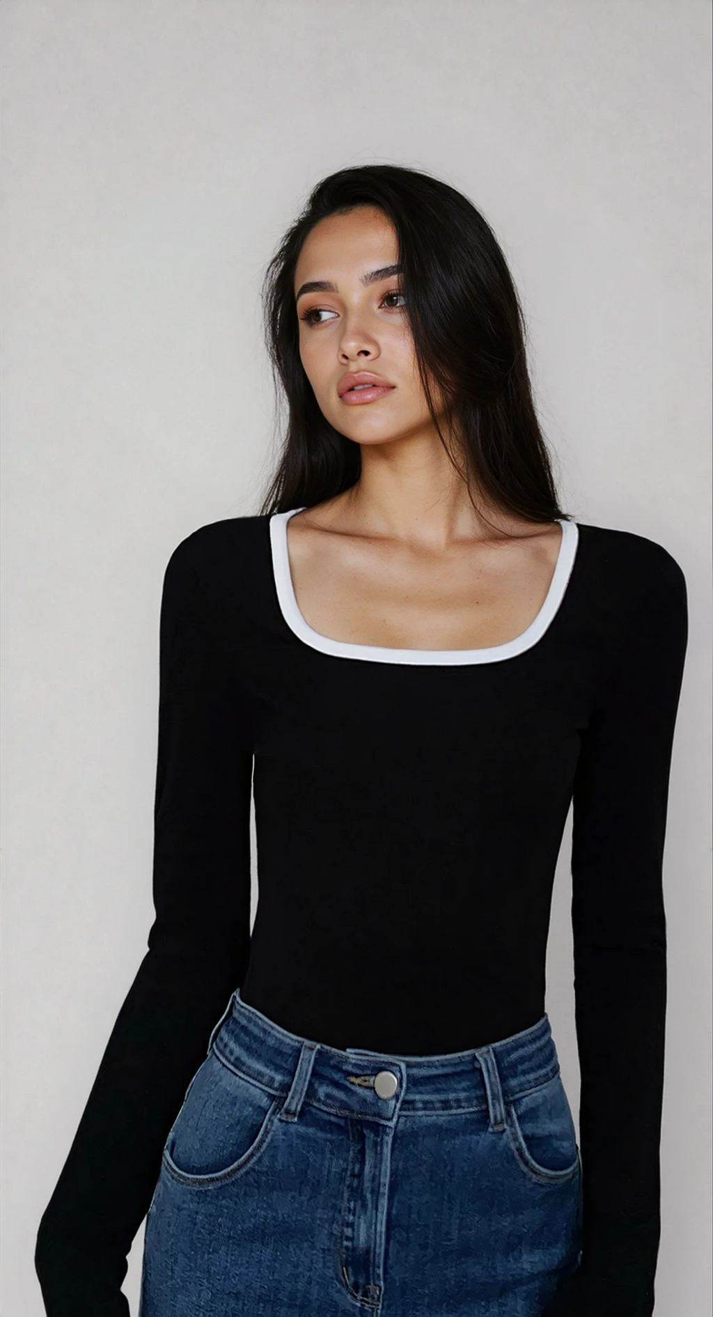 Square Neck Contrast Trim Top