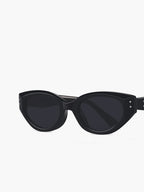 Retro Black Cat Eye Sunglasses