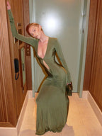 Elegant Green Long Sleeve Evening Gown