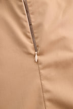 Stylish Sleeveless Halter Blouse with Neck Tie Detail