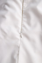 Stylish Sleeveless Halter Neck Blouse With Bold Contrast Trim