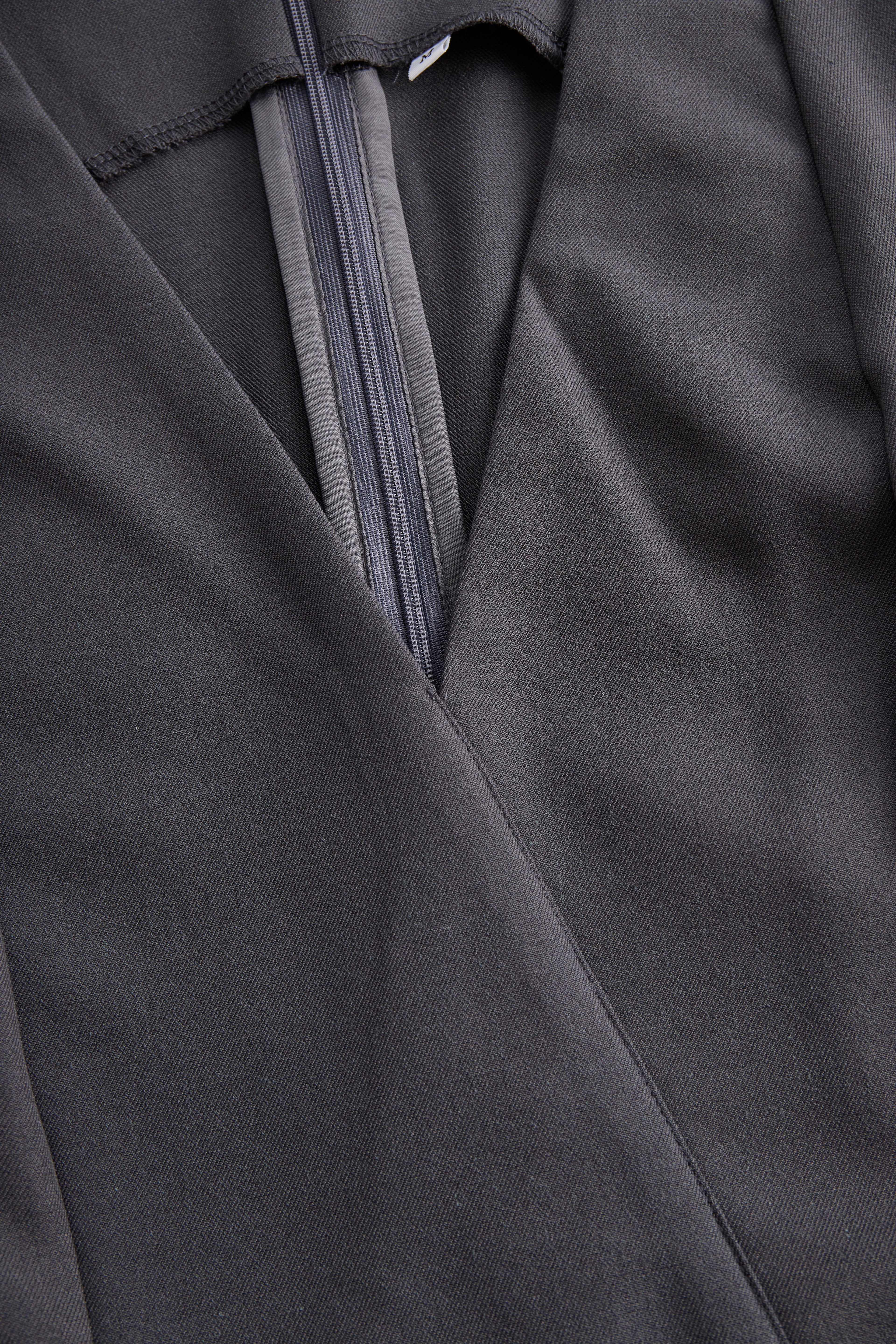 Sophisticated Sleeveless Peplum Jumpsuit In Charcoal Gray