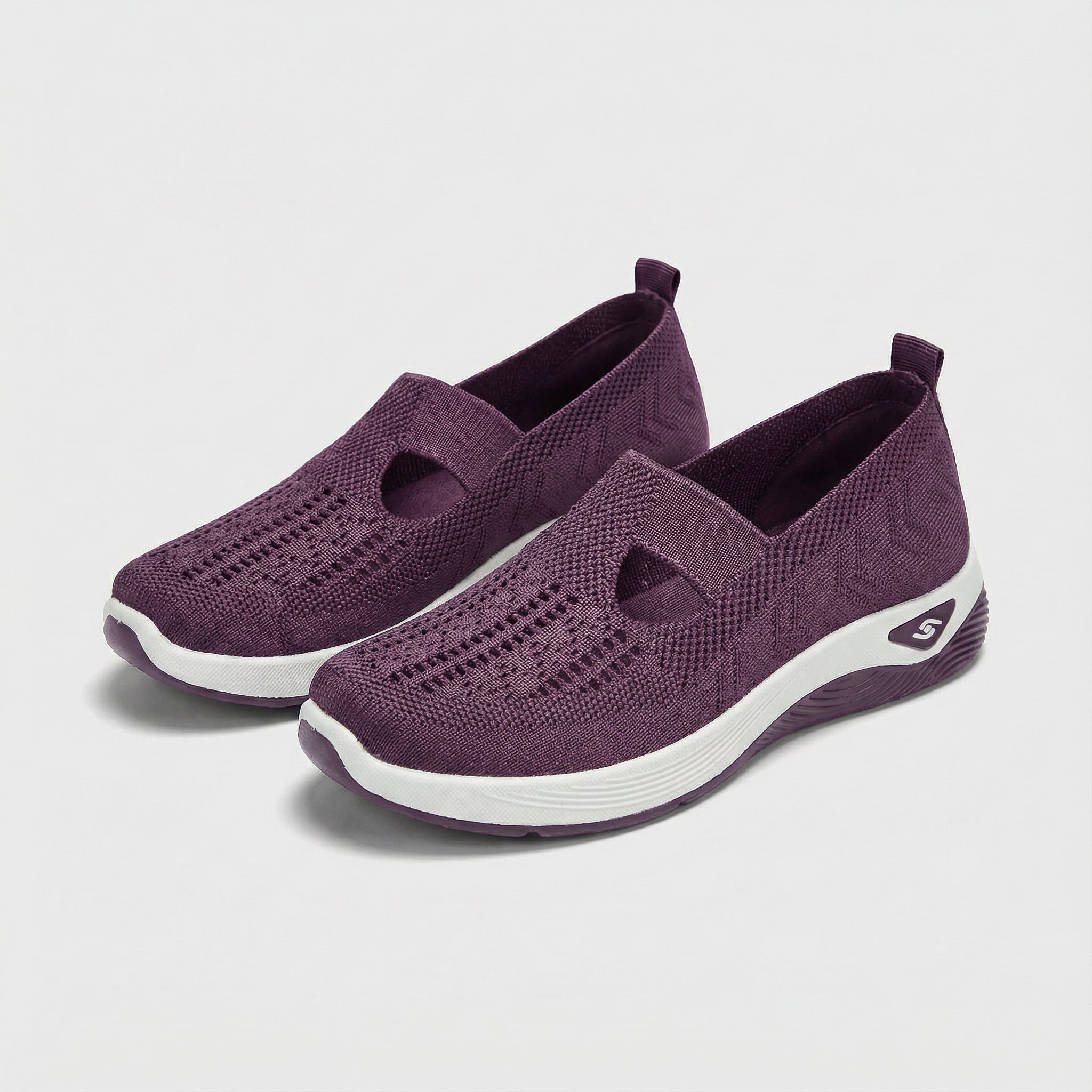 Carry™ Orthopaedic slip-on shoes